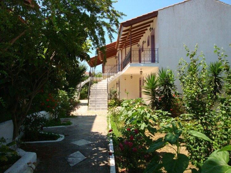 Terra Mare Hotel Agios Dimitrios  Exteriör bild