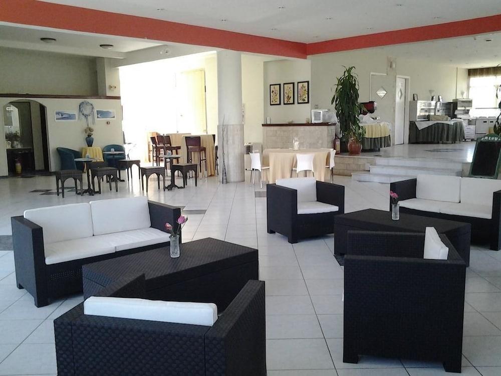 Terra Mare Hotel Agios Dimitrios  Exteriör bild